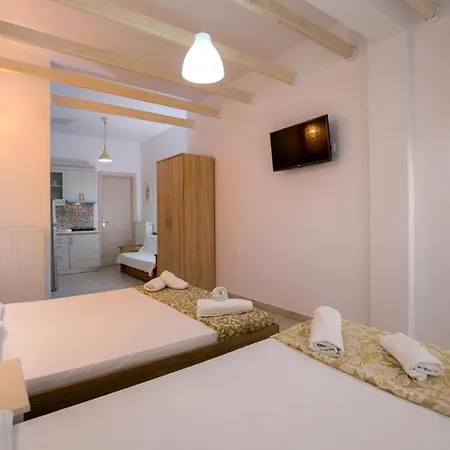 Evaggelia Sea View *